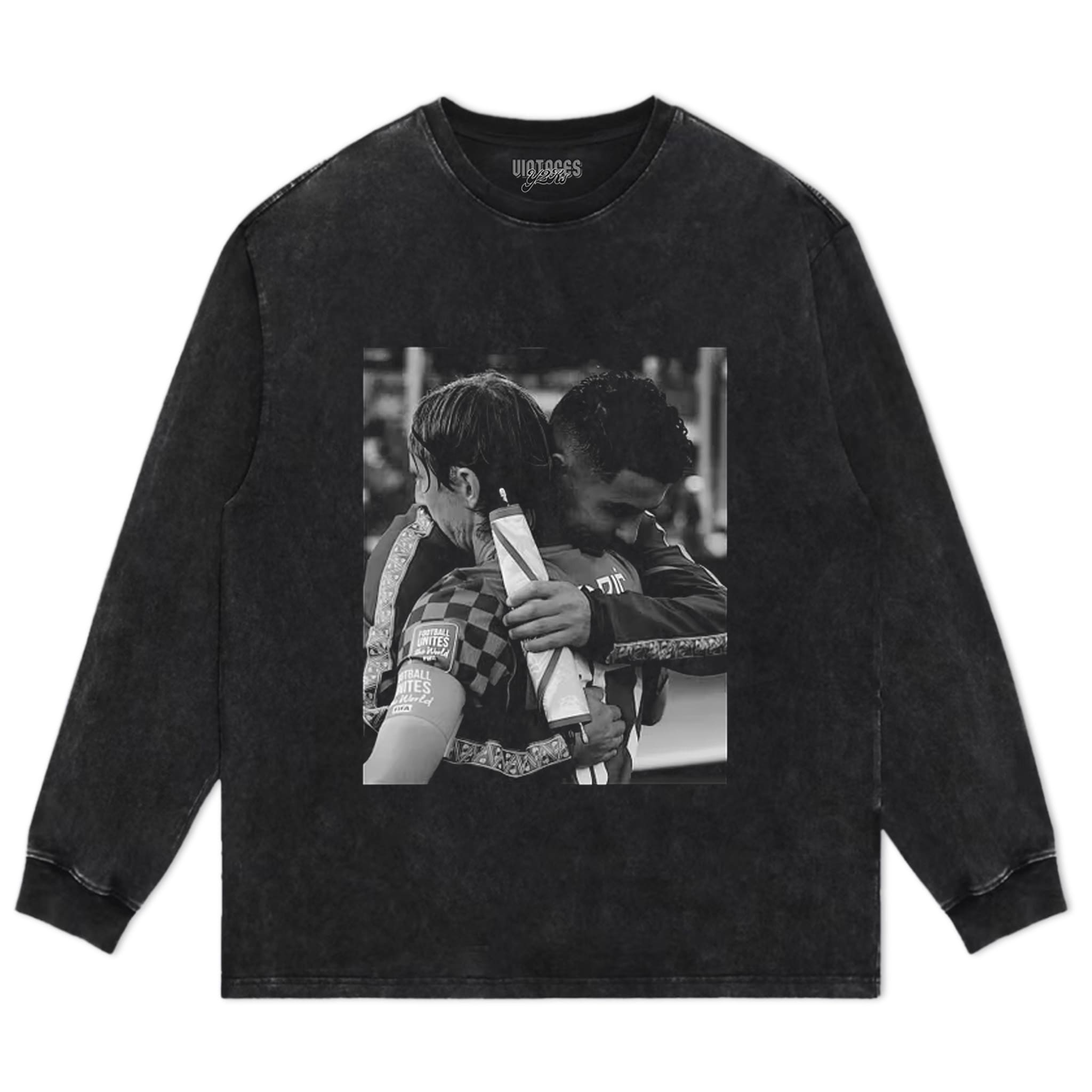 MODRIĆ & RONALDO FINAL FOOTBALL HUG MEMORIAL TANK TOP & TEE & LONG SLEEVE & LAYERED LS & HOODIE