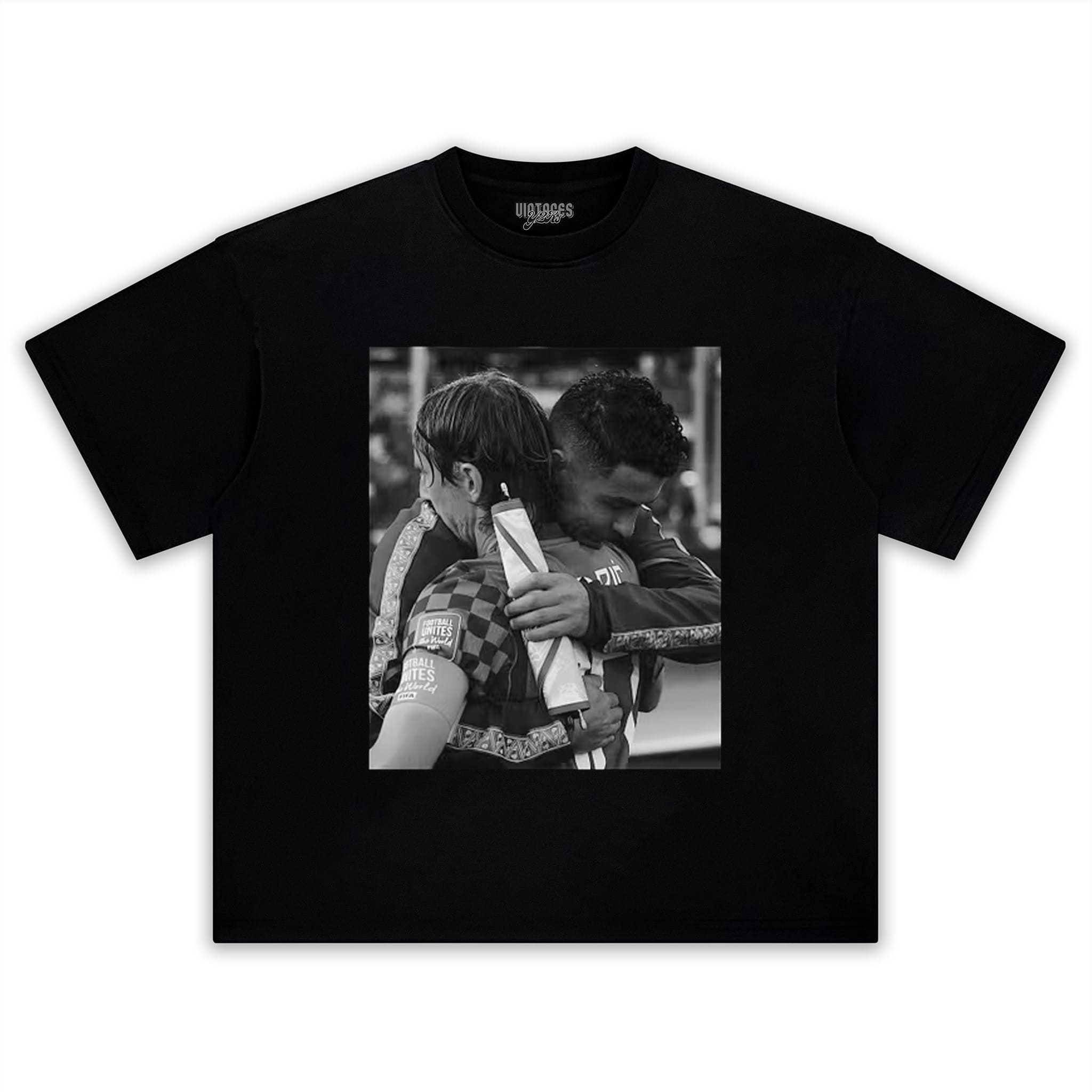 MODRIĆ & RONALDO FINAL FOOTBALL HUG MEMORIAL TANK TOP & TEE & LONG SLEEVE & LAYERED LS & HOODIE
