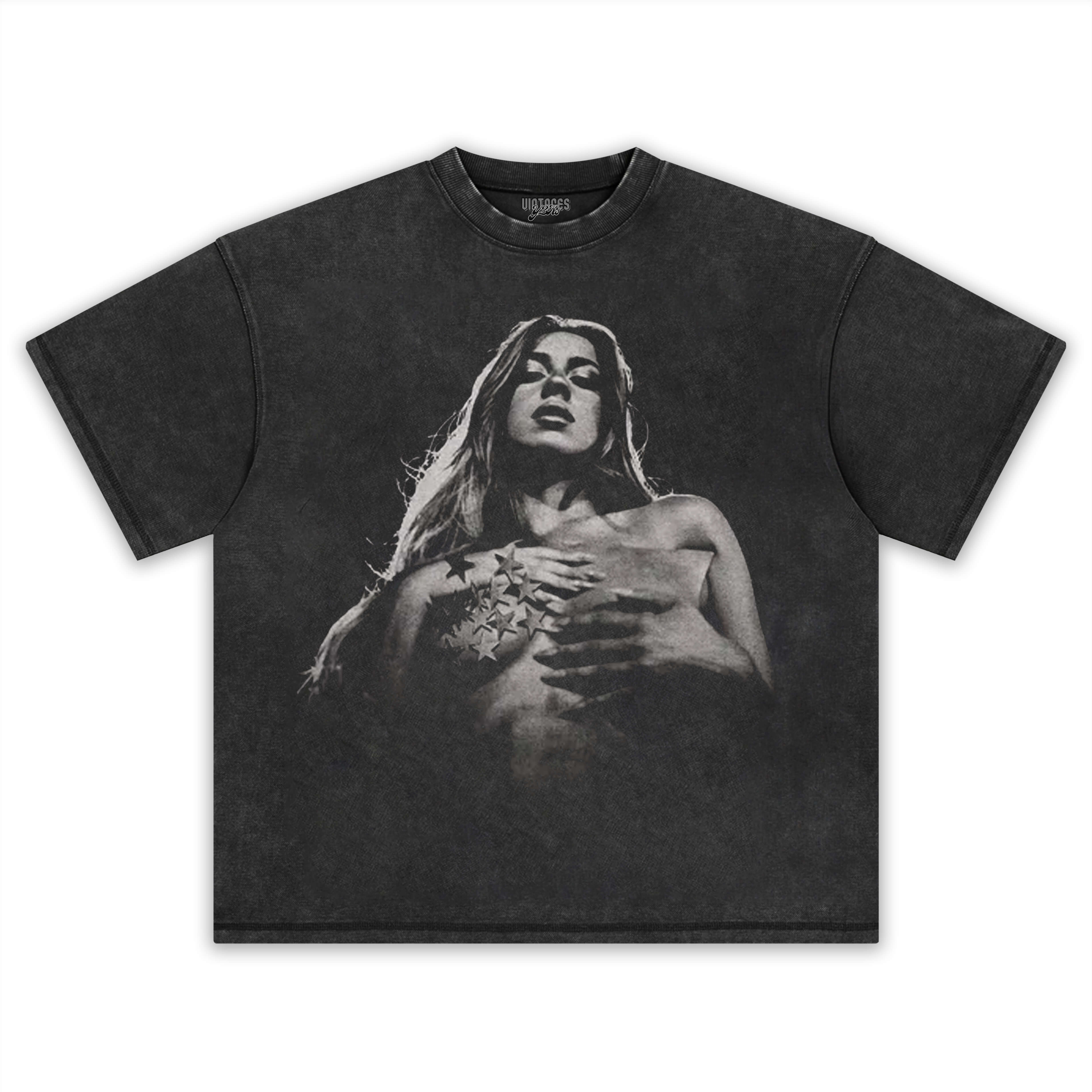 TATE MCRAE POSE BLACK TOUR TEE