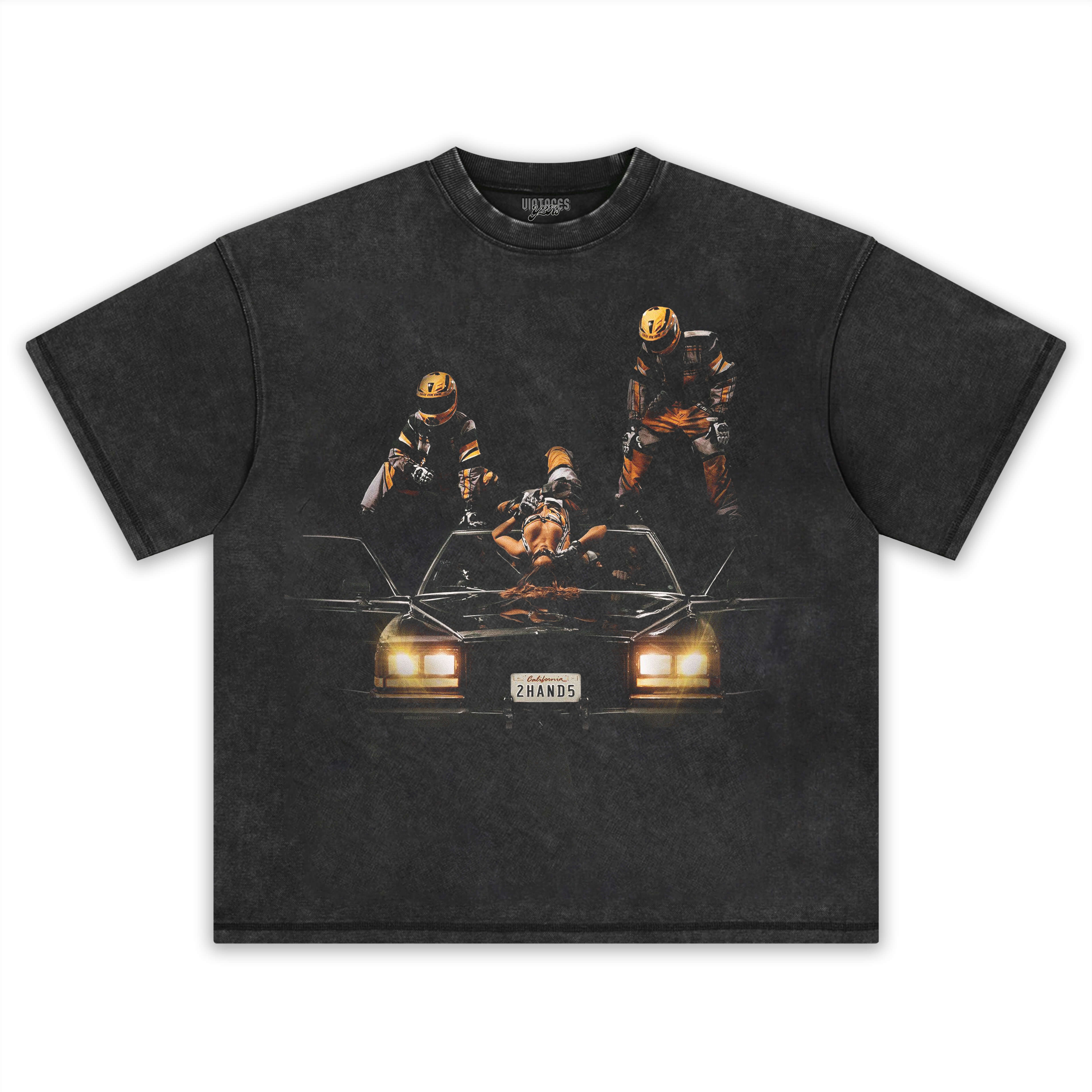 TATE MCRAE & 2 HANDS TEE