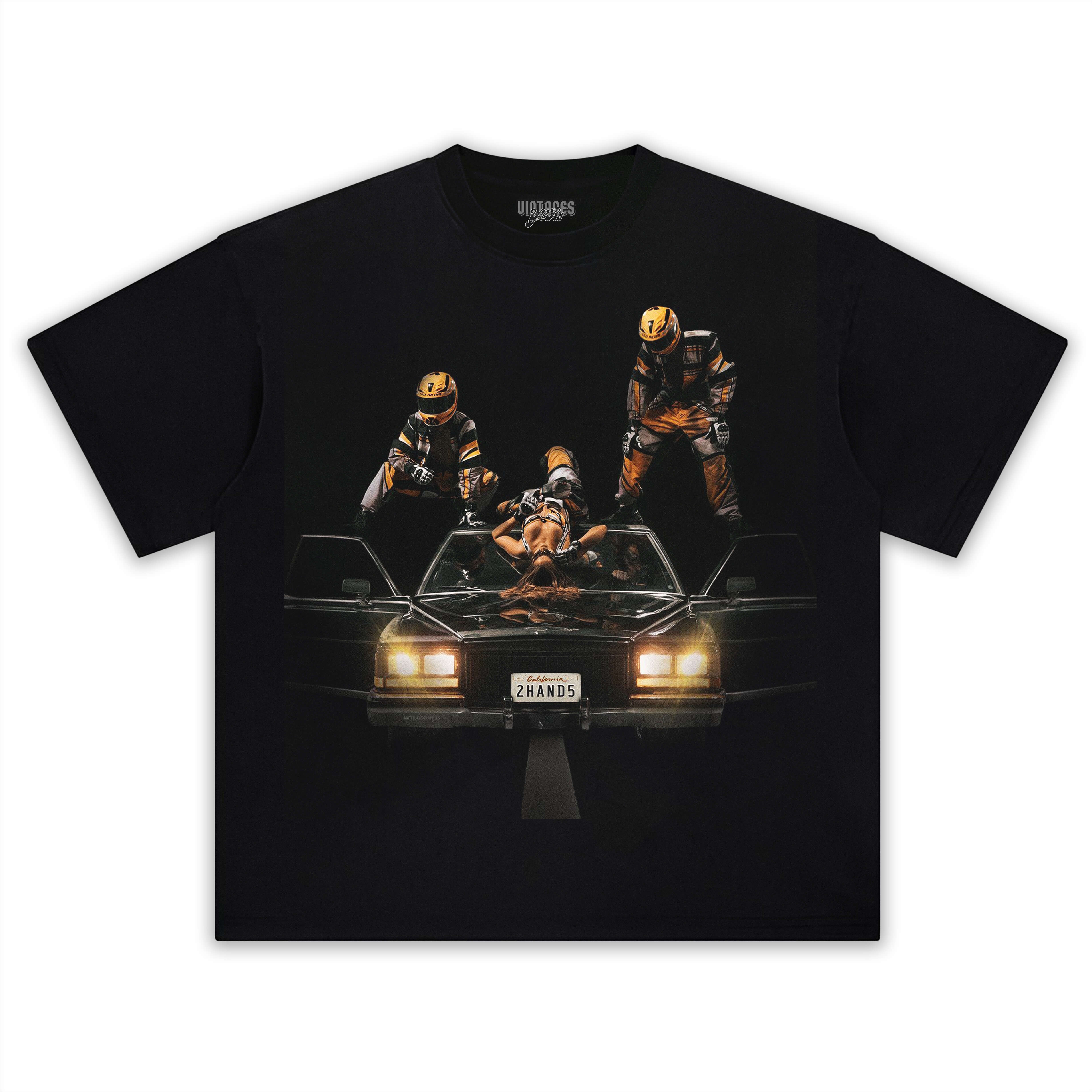 TATE MCRAE & 2 HANDS TEE