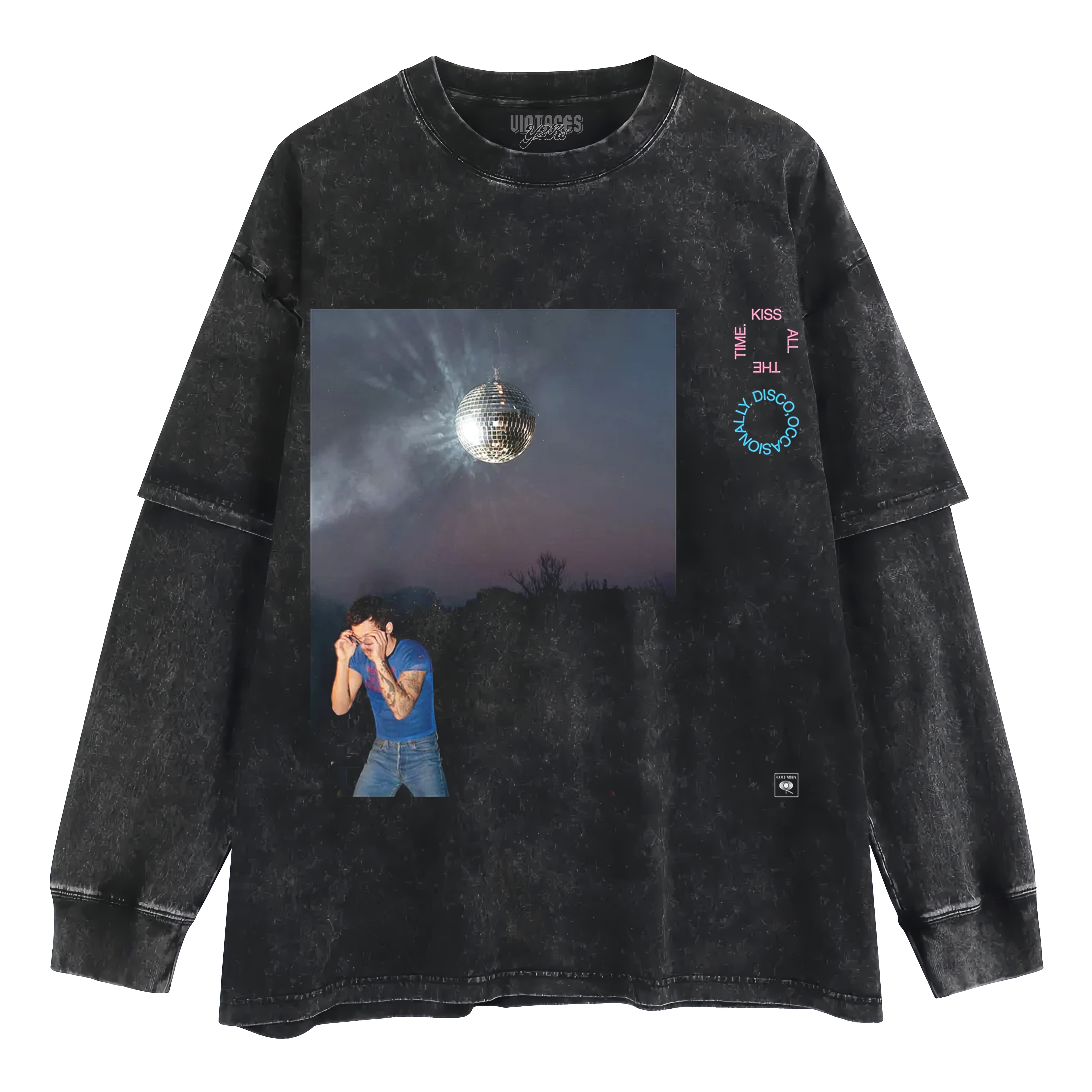 HARRY STYLES & KISS ALL THE TIME. DISCO, OCCASIONALLY LAYERED LONG SLEEVE